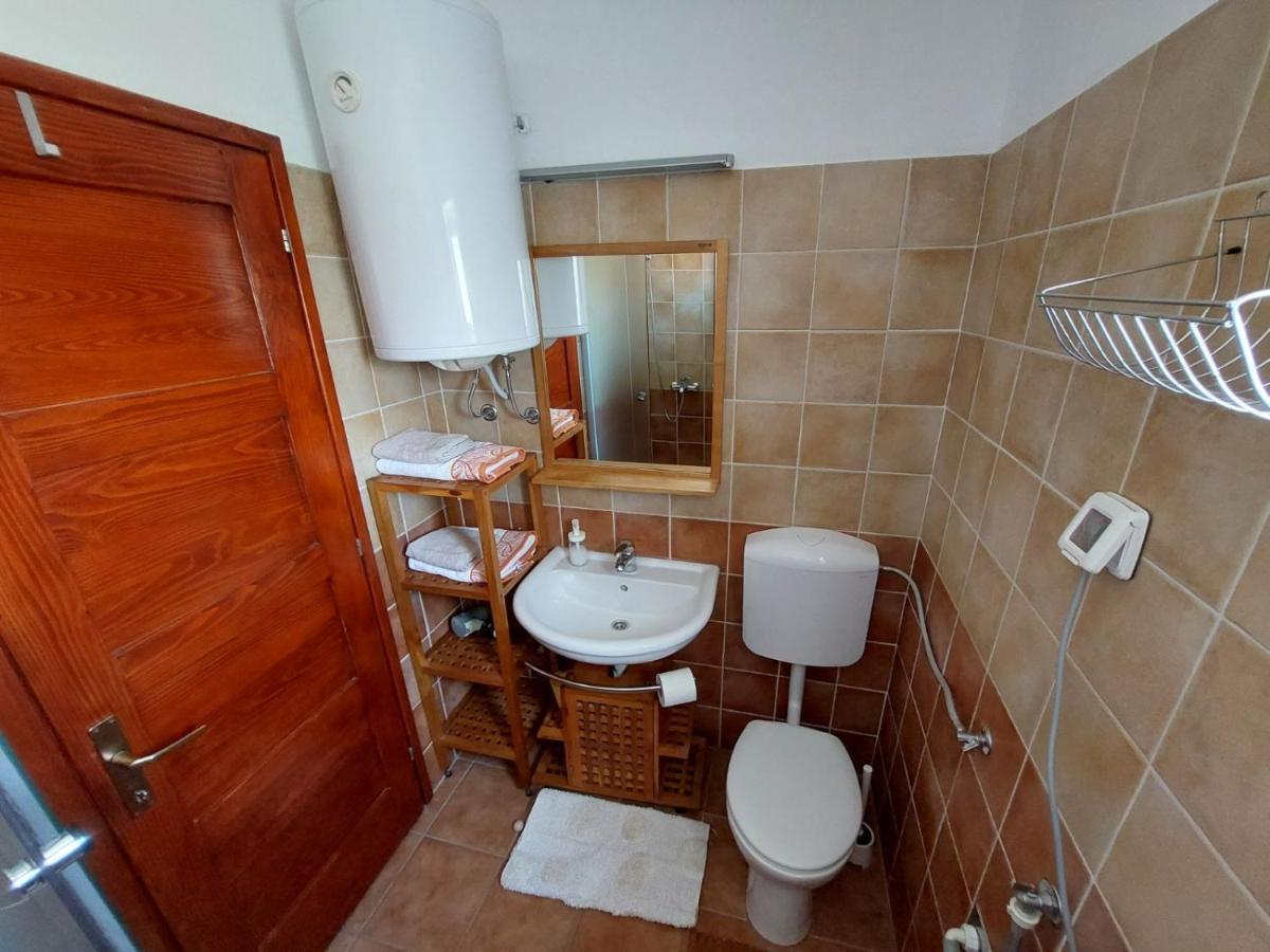 Apartman Iskra Apartment ยาดราโนโว ภายนอก รูปภาพ